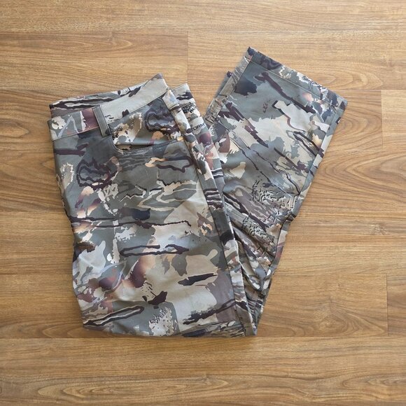 Under Armour Storm Hardwoods STR Mens 44x30 Camo Hunting Pants Style # 1355314